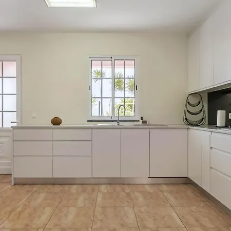 Amendoeira By Homie Vakantiehuis *