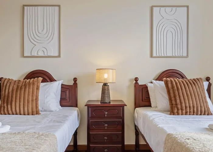 Amendoeira By Homie *